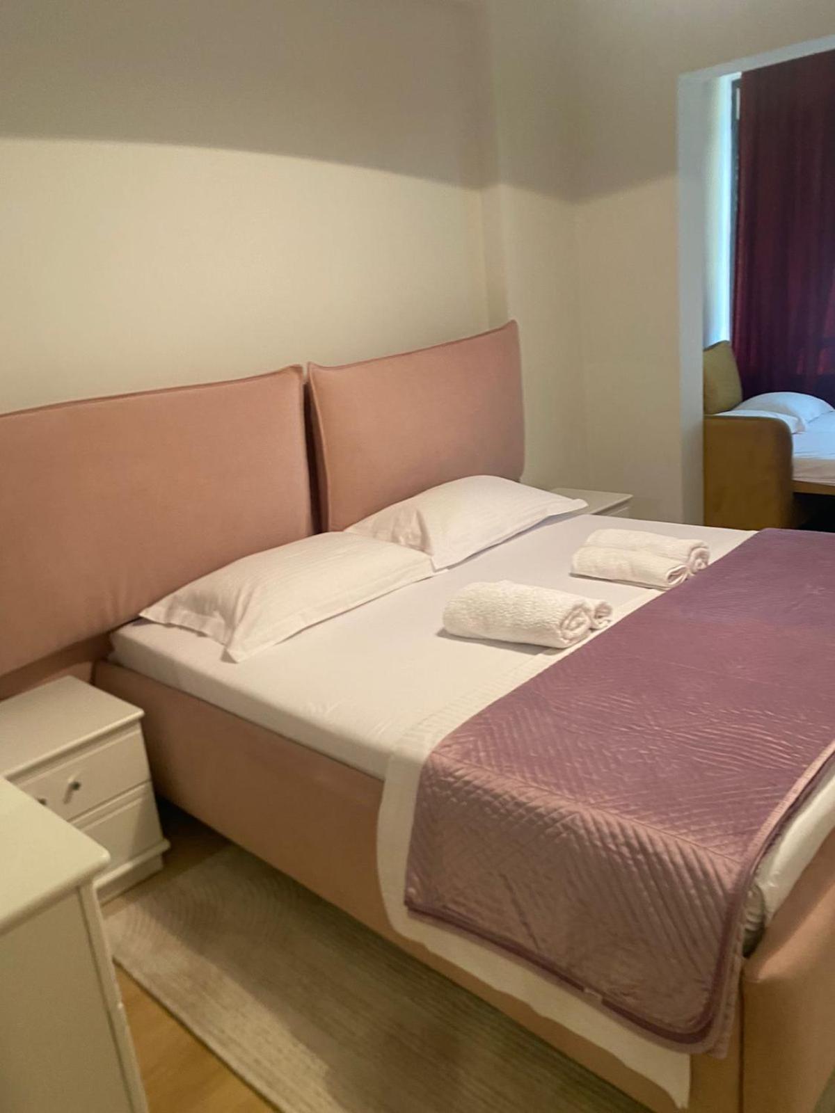 Mina Apartment Tirana Extérieur photo